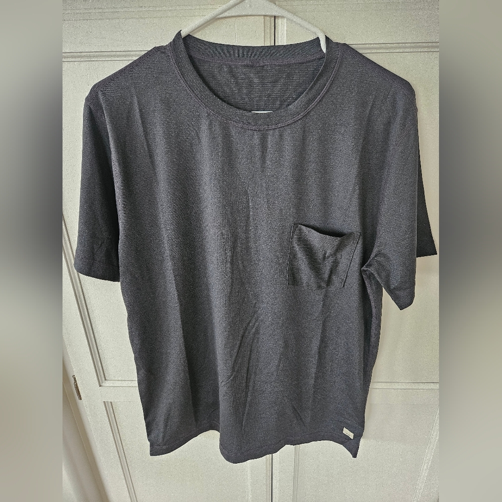 Vuori Charcoal Short Sleeve Tee
